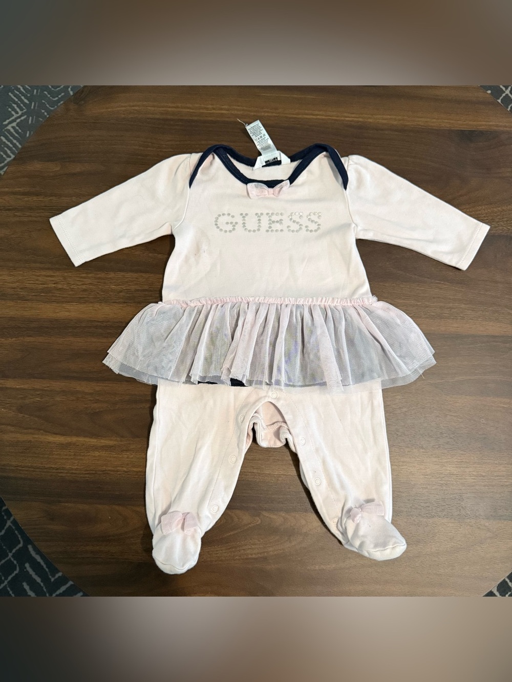Baby girl guess tutu outfit
